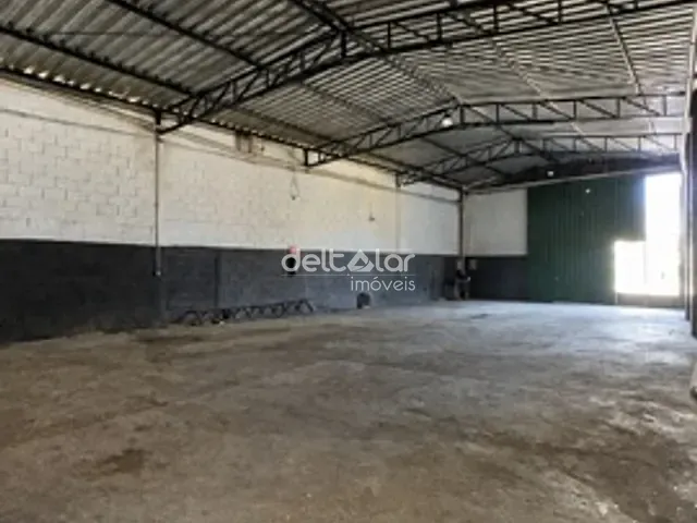 Galpão / Barracão com 240m², para alugar, no bairro Venda Nova em Belo Horizonte