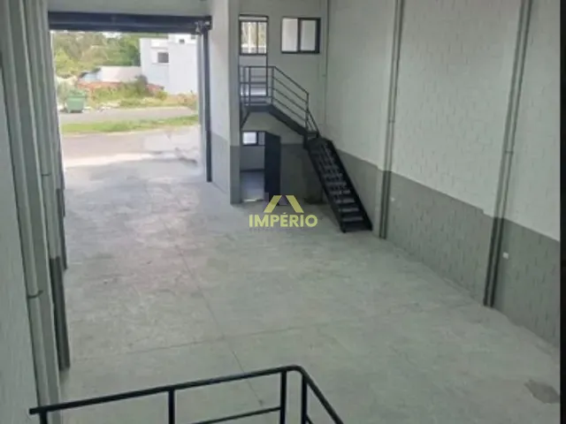 Galpão / Barracão com 237m², à venda ou para alugar, no bairro Residencial Vila Martins em Salto