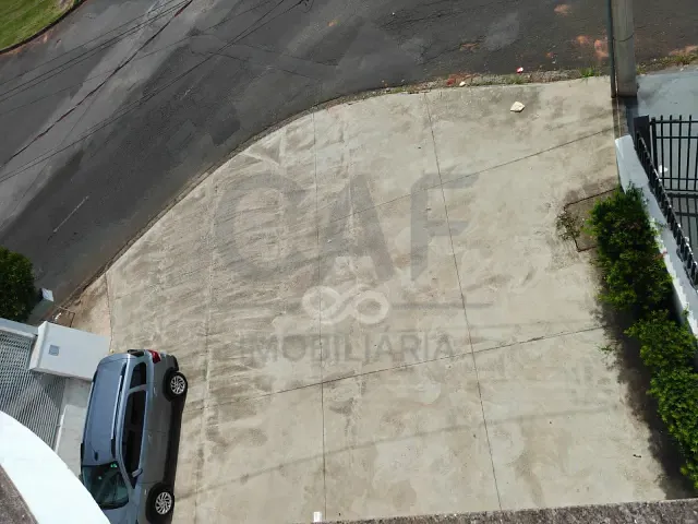 Galpão / Barracão com 933m², para alugar, no bairro Jardim Sylvio Rinaldi II em Jaguariúna