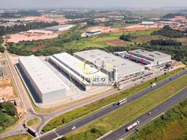 Galpão / Barracão com 8628m², para alugar, no bairro Retiro em Jundiaí