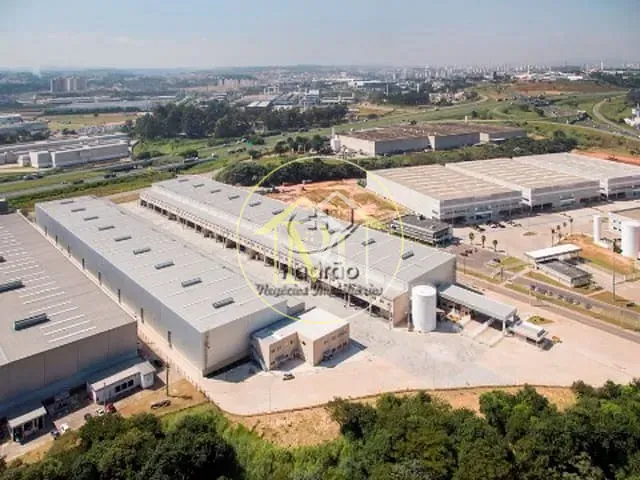 Galpão / Barracão com 8628m², para alugar, no bairro Retiro em Jundiaí