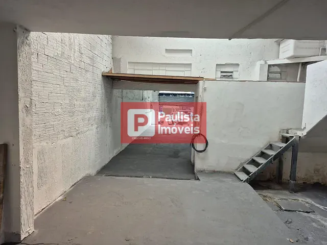 Galpão / Barracão com 150m², para alugar, no bairro Jardim Bélgica em São Paulo