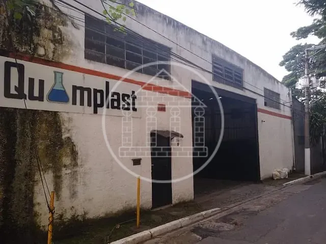 Galpão / Barracão com 900m², à venda, no bairro Socorro em São Paulo