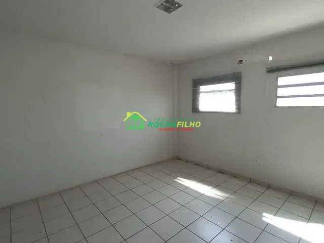 Galpão / Barracão com 3900m², para alugar, no bairro Santa Cruz em Teresina