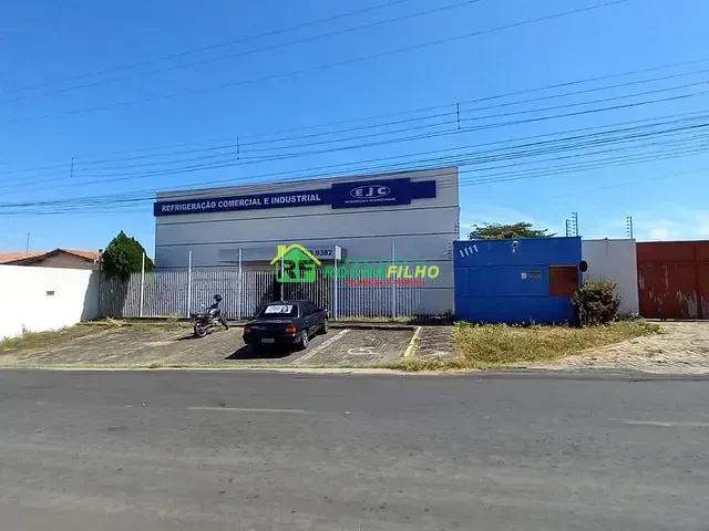 Galpão / Barracão com 3900m², para alugar, no bairro Santa Cruz em Teresina