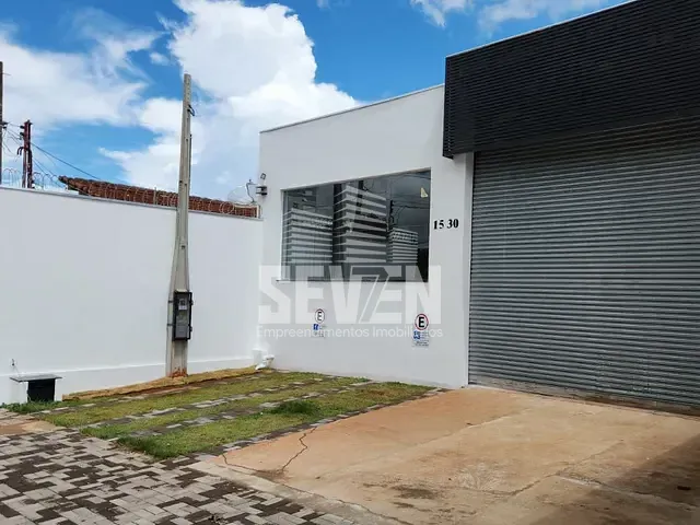 Galpão / Barracão com 400m², à venda, no bairro Jardim Carvalho em Bauru