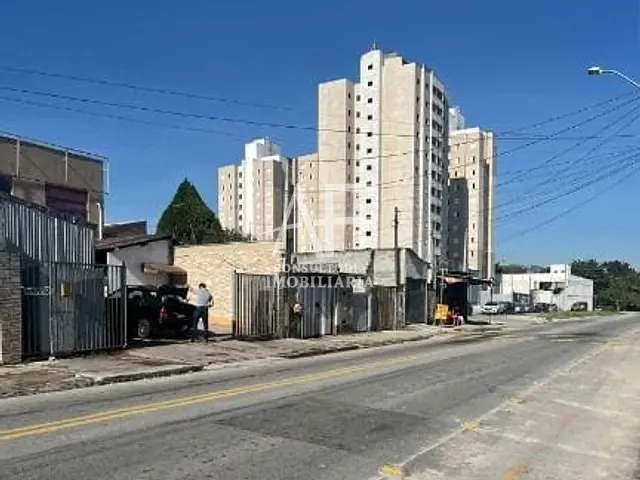 Galpão / Barracão com 300m², à venda, no bairro Jardim Ana Rosa em Taubaté