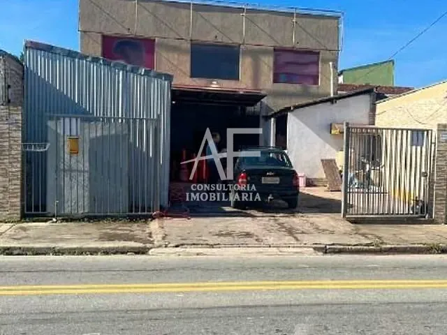 Galpão / Barracão com 300m², à venda, no bairro Jardim Ana Rosa em Taubaté