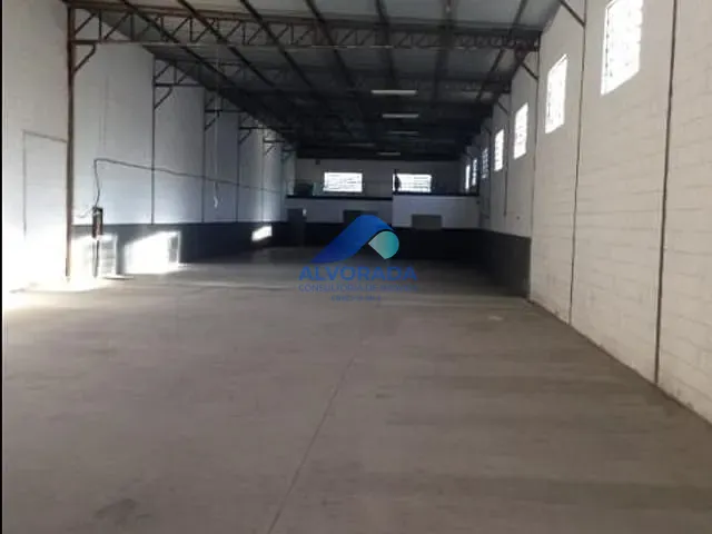 Galpão / Barracão com 1000m², à venda, no bairro Chácaras Reunidas em São José dos Campos