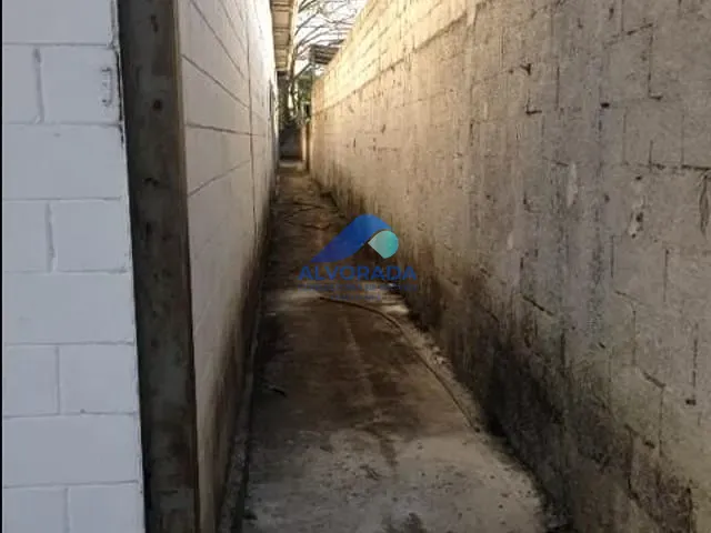 Galpão / Barracão com 1000m², à venda, no bairro Chácaras Reunidas em São José dos Campos