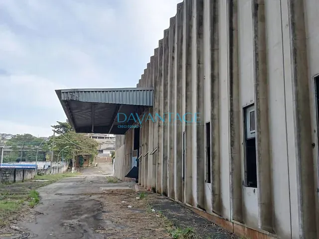 Galpão / Barracão com 11166m², para alugar, no bairro Empresarial Paoletti (Jordanésia) em Cajamar