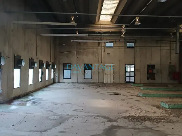 Galpão / Barracão com 11166m², para alugar, no bairro Empresarial Paoletti (Jordanésia) em Cajamar