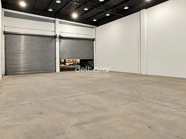 Galpão / Barracão com 180m², para alugar, no bairro Acaiaca em Belo Horizonte