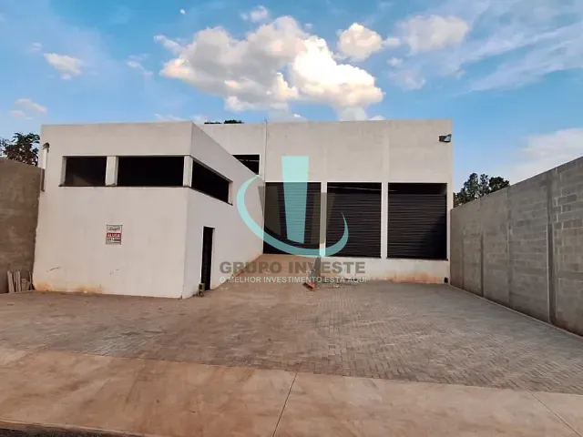 Galpão / Barracão com 1050m², à venda ou para alugar, no bairro Jardim Zavanella em Araraquara