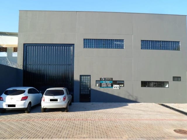 Galpão / Barracão com 600m², à venda, no bairro Jardim Ana Eliza em Cambé