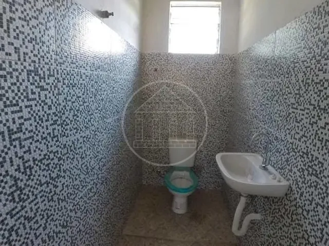 Galpão / Barracão com 240m², para alugar, no bairro Jardim Casa Grande em São Paulo