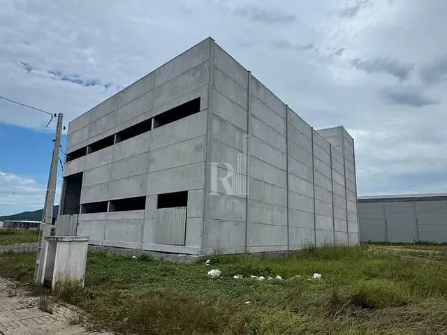 Galpão / Barracão com 1010m², à venda, no bairro Santa Luzia em Tijucas