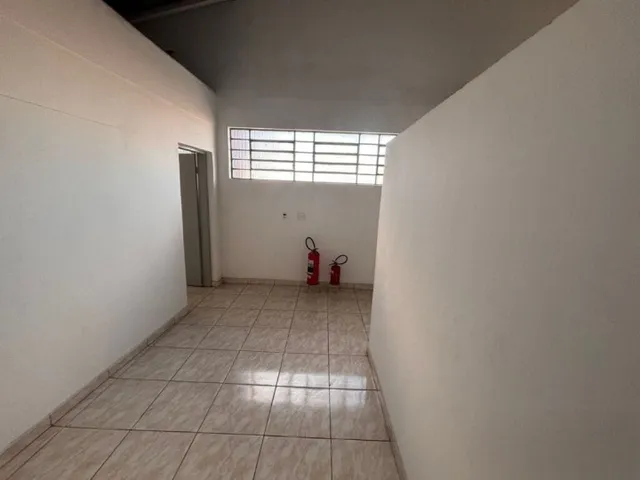 Galpão / Barracão à venda ou para alugar, no bairro Parque das Nações em Santo André