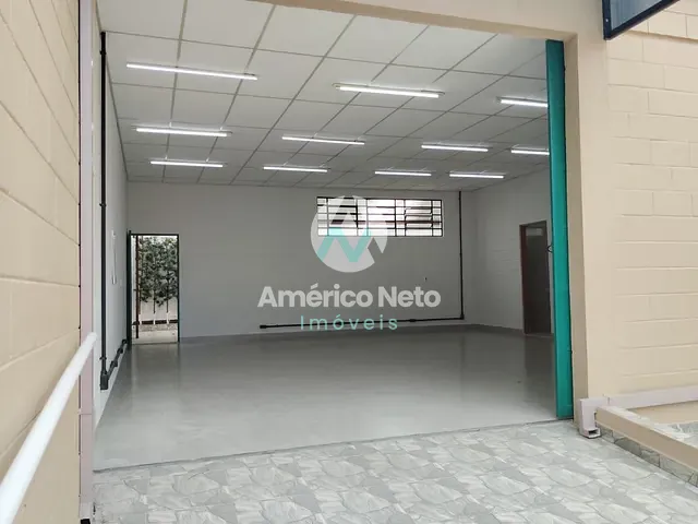Galpão / Barracão com 500m², para alugar, no bairro Santo Antônio em São Caetano do Sul