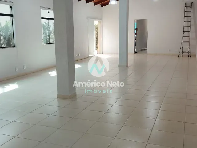 Galpão / Barracão com 500m², para alugar, no bairro Santo Antônio em São Caetano do Sul