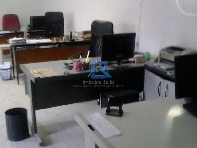 Galpão / Barracão com 850m², à venda, no bairro Pimentas em Guarulhos