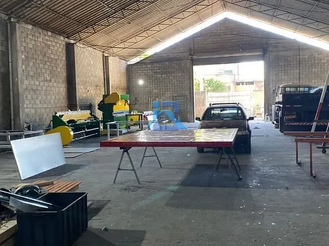 Galpão / Barracão com 850m², à venda, no bairro Pimentas em Guarulhos