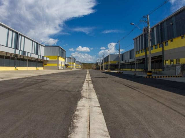 Foto do Galpão / Barracão - Galpão para alugar, 30125 m² por R$ 802.800,00/mês - Vila Galvão - Caçapava/SP | INDEPENDENCE NEGOCIOS IMOBILIARIOS LTDA