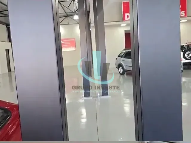 Galpão / Barracão com 250m², à venda, no bairro Jardim Indaiá em Araraquara