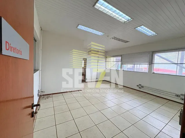 Galpão / Barracão com 4983m², para alugar, no bairro Distrito Industrial III em Bauru