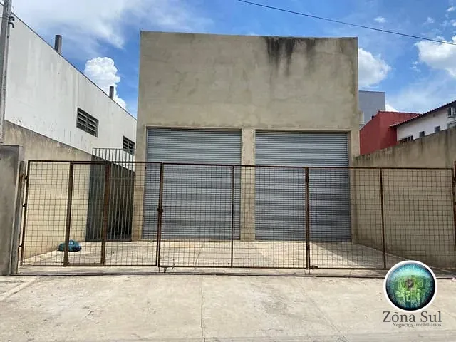 Galpão / Barracão com 232m², à venda ou para alugar, no bairro Jardim Paulista em Votorantim