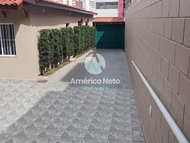 Galpão / Barracão com 500m², para alugar, no bairro Santo Antônio em São Caetano do Sul