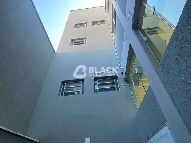Galpão / Barracão com 460m², para alugar, no bairro Vila Lucy em Sorocaba