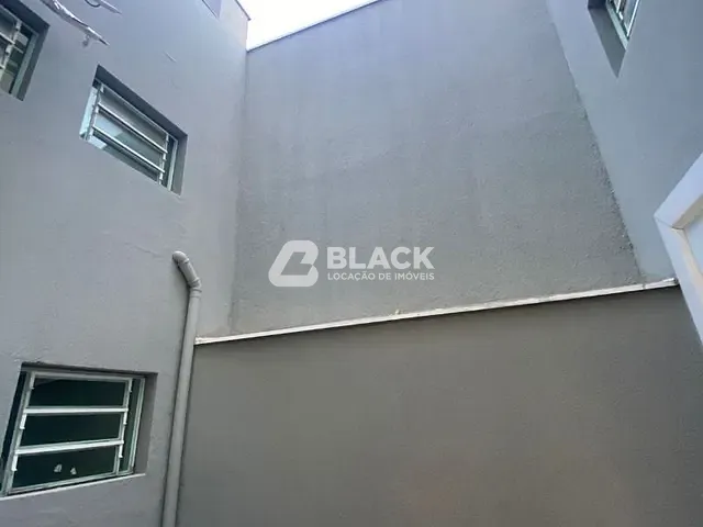 Galpão / Barracão com 460m², para alugar, no bairro Vila Lucy em Sorocaba