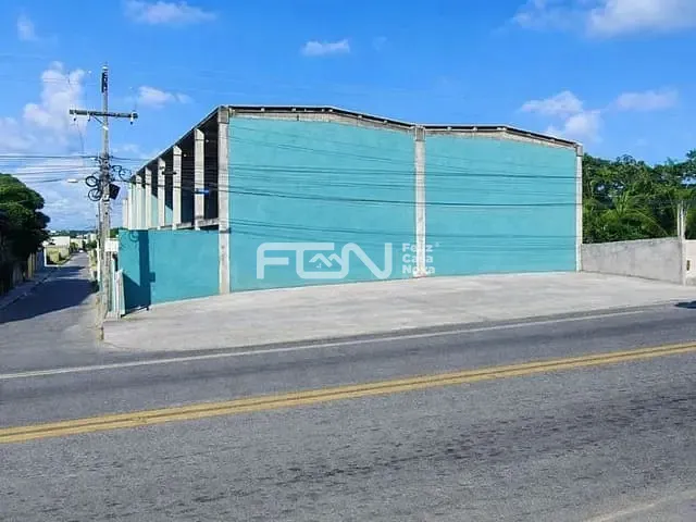 Galpão / Barracão com 1000m², para alugar, no bairro Parque Real Serra Verde em Camaçari