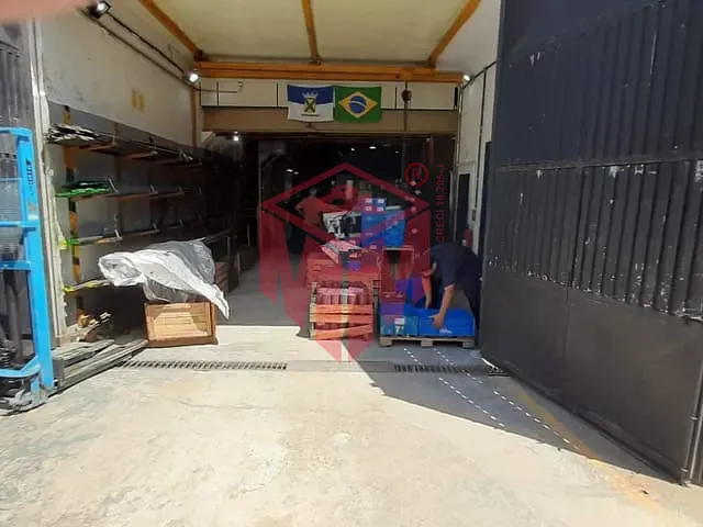 Galpão / Barracão com 635m², à venda, no bairro Vila Valparaíso em Santo André