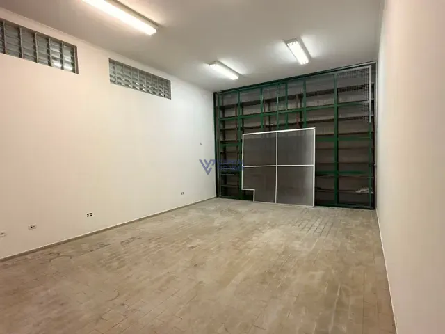 Galpão / Barracão com 350m², à venda ou para alugar, no bairro Palmeiras de São José em São José dos Campos