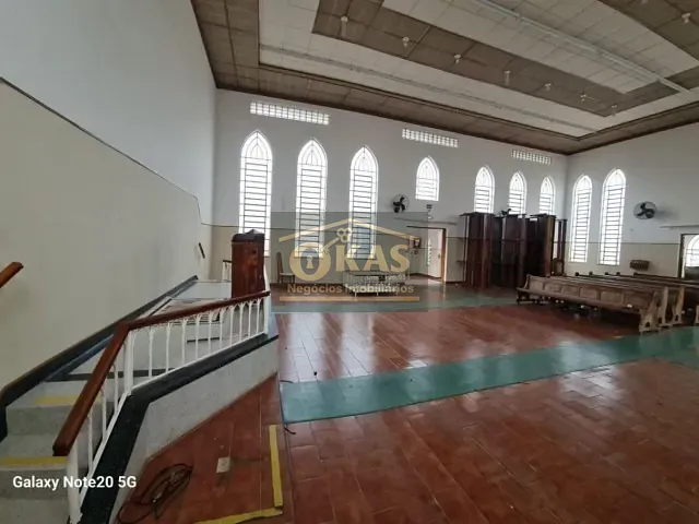 Galpão / Barracão com 600m², à venda, no bairro Jardim Cacique em Suzano