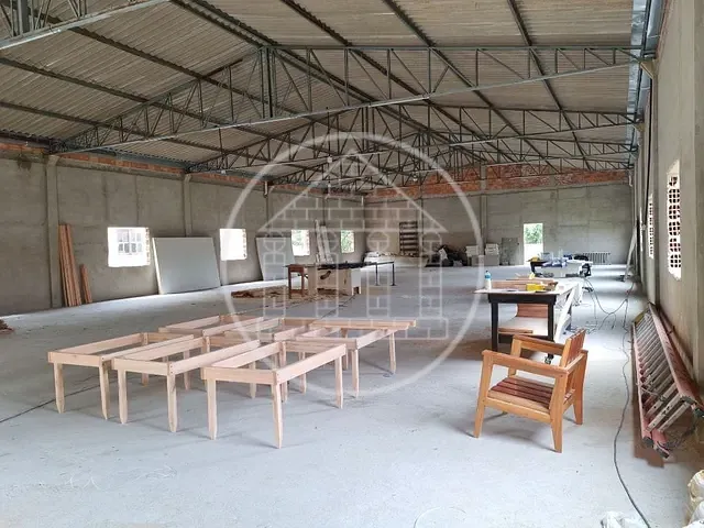 Galpão / Barracão com 1000m², para alugar, no bairro Jardim Shangrilá (Zona Sul) em São Paulo