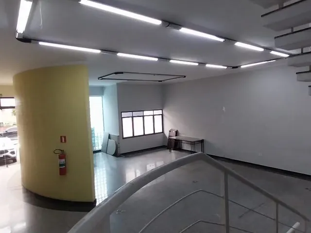 Galpão / Barracão para alugar, no bairro Campestre em Santo André