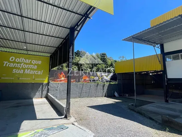 Galpão / Barracão com 1045m², para alugar, no bairro Salto Weissbach em Blumenau