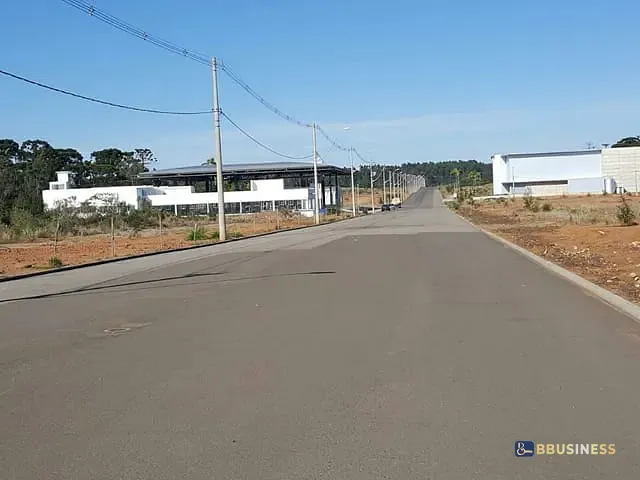 Galpão / Barracão à venda, no bairro Linha Palmeiro em Farroupilha