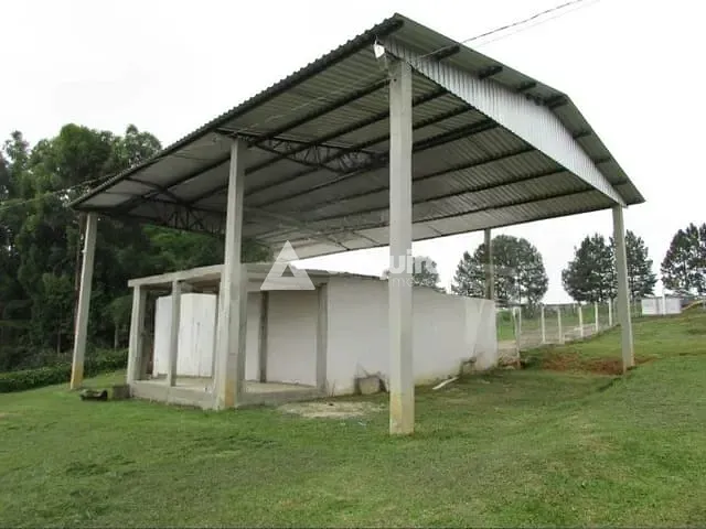 Galpão / Barracão para alugar, no bairro Uvaranas em Ponta Grossa