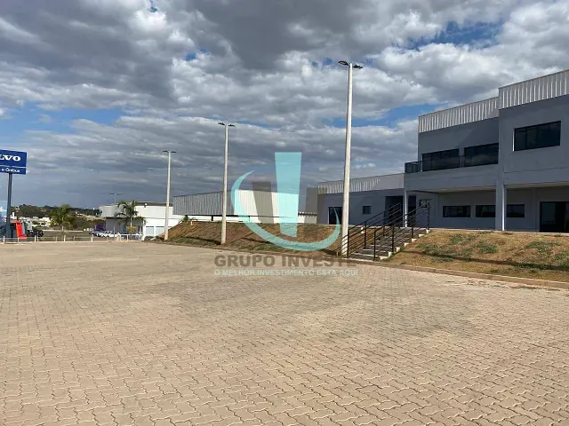 Galpão / Barracão com 23000m², para alugar, no bairro Portal das Laranjeiras em Araraquara