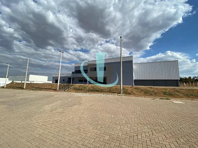 Galpão / Barracão com 23000m², para alugar, no bairro Portal das Laranjeiras em Araraquara