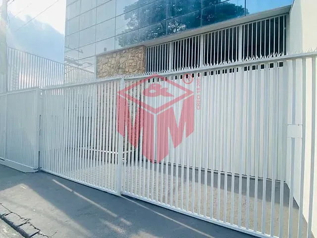 Galpão / Barracão à venda ou para alugar, no bairro Vila Sacadura Cabral em Santo André