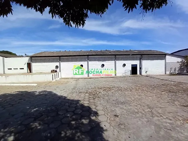 Galpão / Barracão com 1000m², para alugar, no bairro Distrito Industrial em Teresina