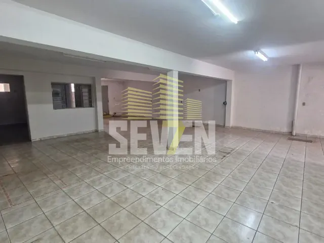 Galpão / Barracão com 300m², à venda ou para alugar, no bairro Jardim José Kalil em Bauru