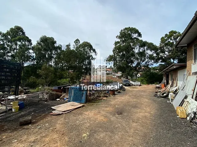 Galpão / Barracão com 2024m², à venda ou para alugar, no bairro Boa Vista em Ponta Grossa
