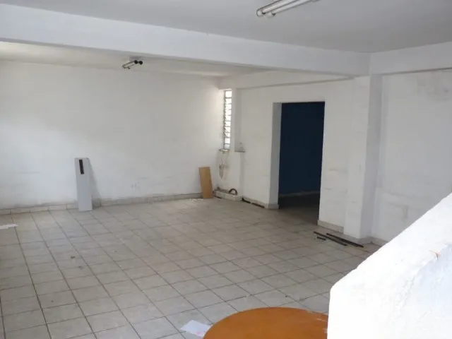 Galpão / Barracão à venda ou para alugar, no bairro Centro em Santo André