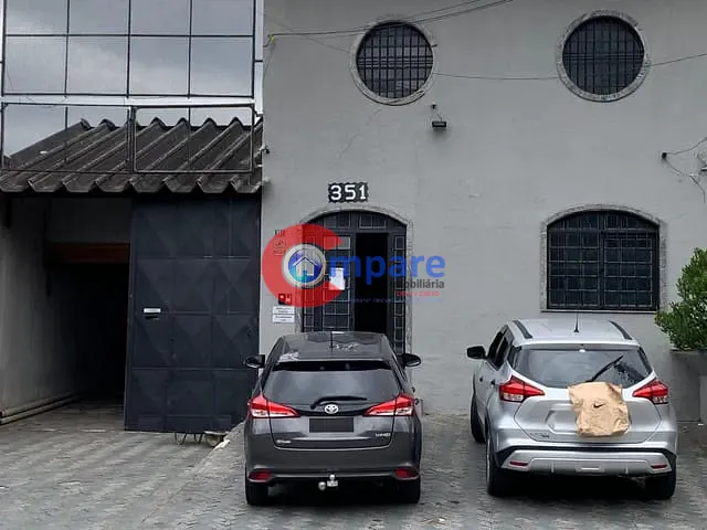 Galpão / Barracão para alugar, no bairro Vila Galvão em Guarulhos